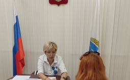 Уполномоченный по правам ребенка в Саратовской области провела личный прием граждан